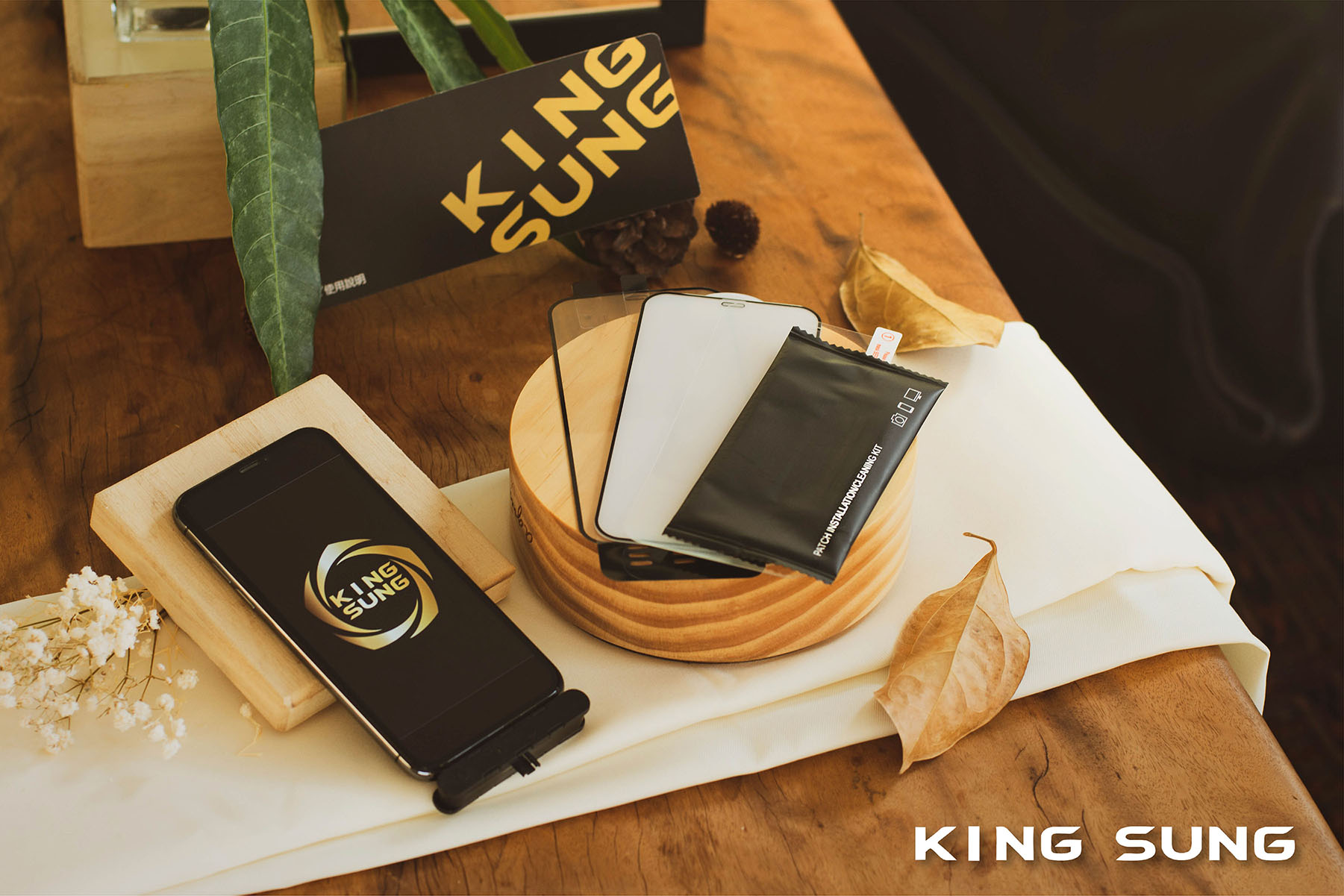 KINGSUNG 輕鬆貼 For iPHONE 12/12Pro 保護貼 (2.5D黑框)